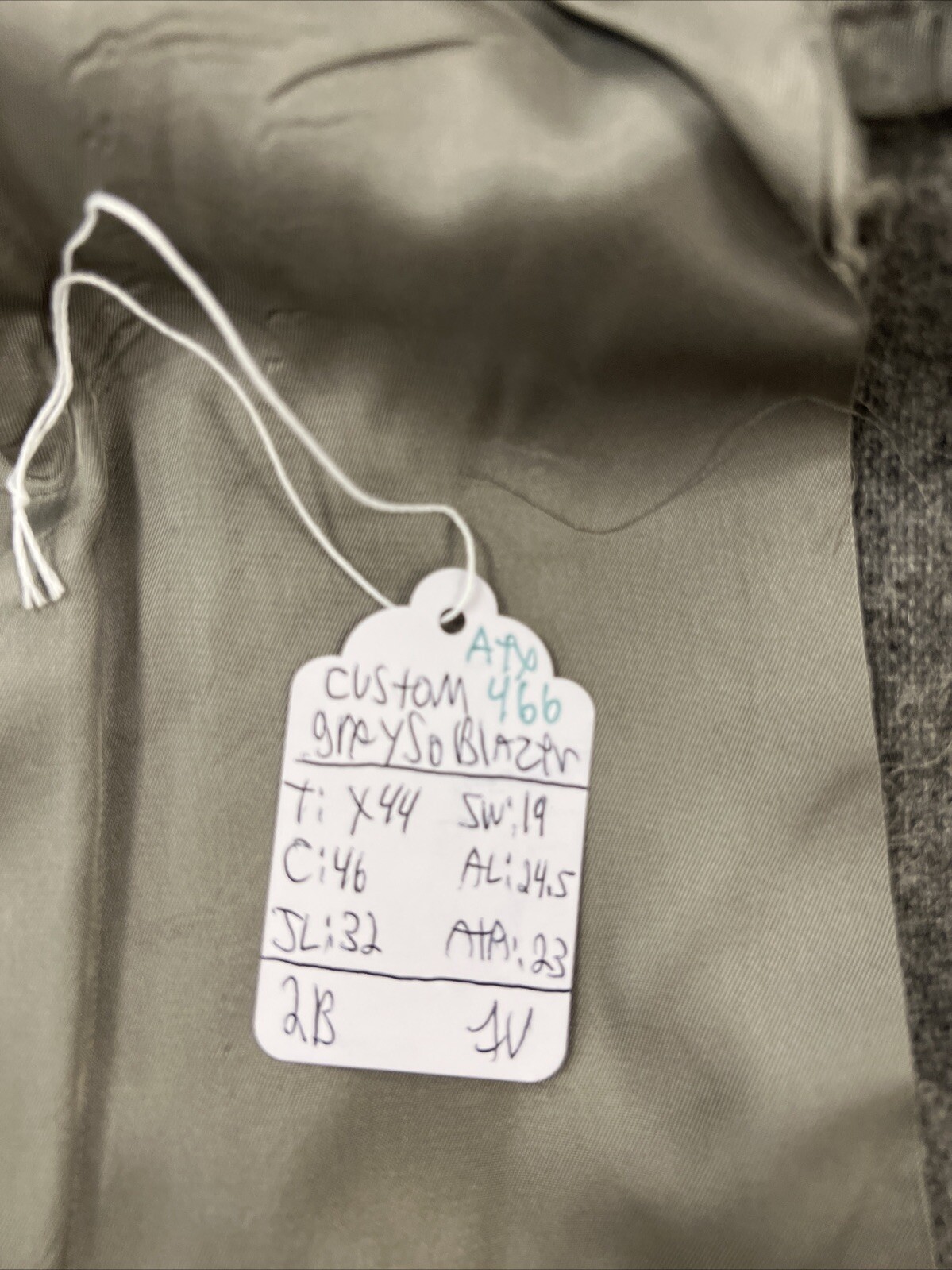 FALL/WINTER Custom Made Men’s Gray Solid Wool Blazer 44R $495