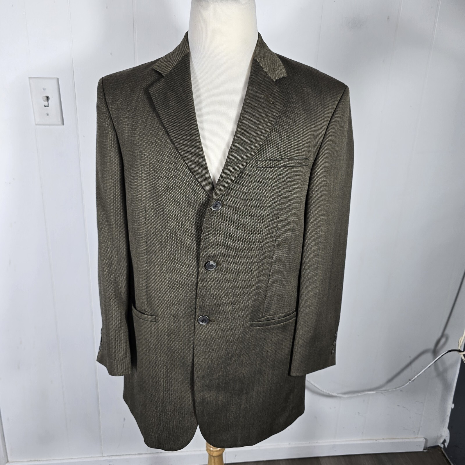 J.ferrer Mens 40R Brown Color Poly Wool Suit Separate Jacket S36
