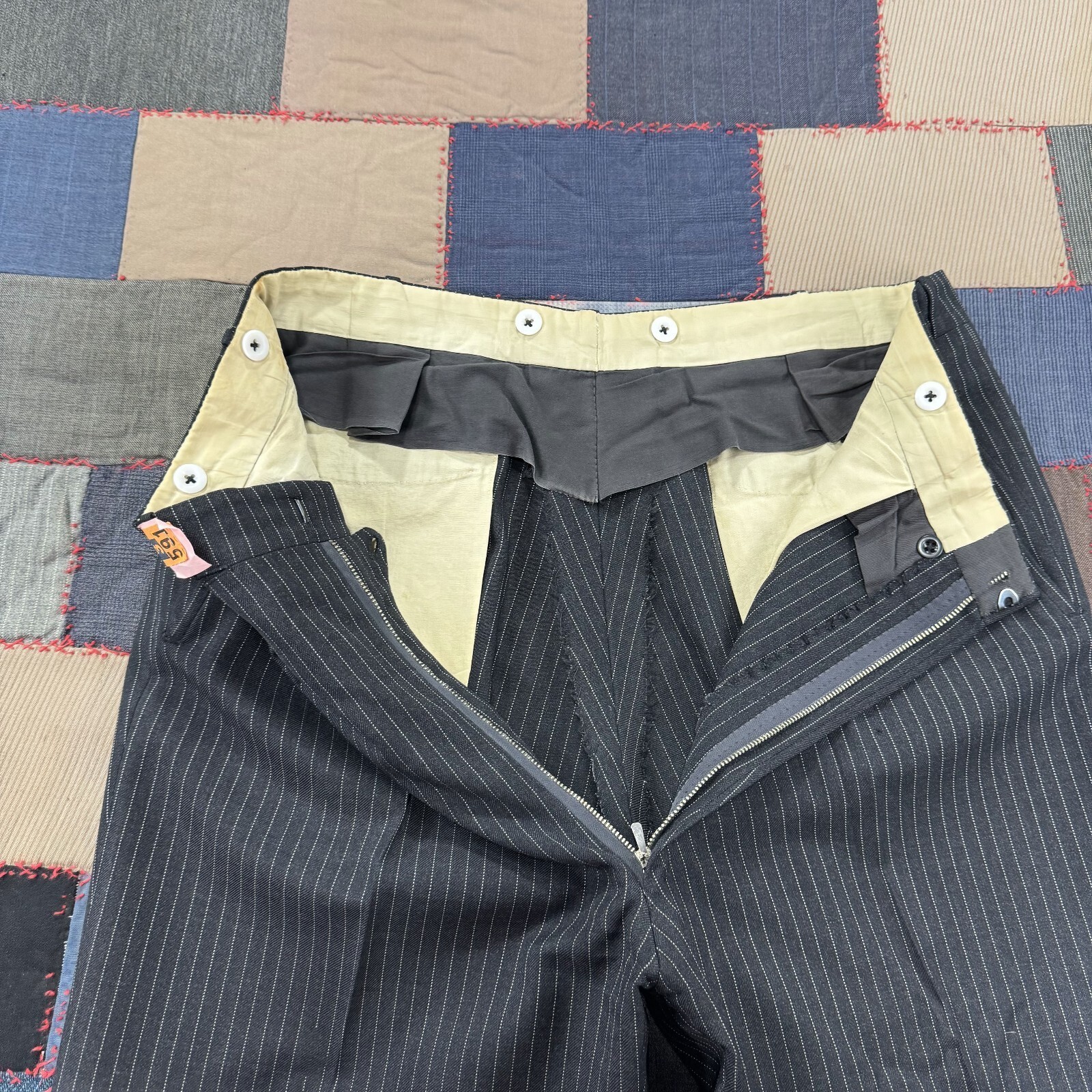 Vintage 1969 J.C. Wells London Men Black Pinstripe Wool Classic 3-Piece Suit Set