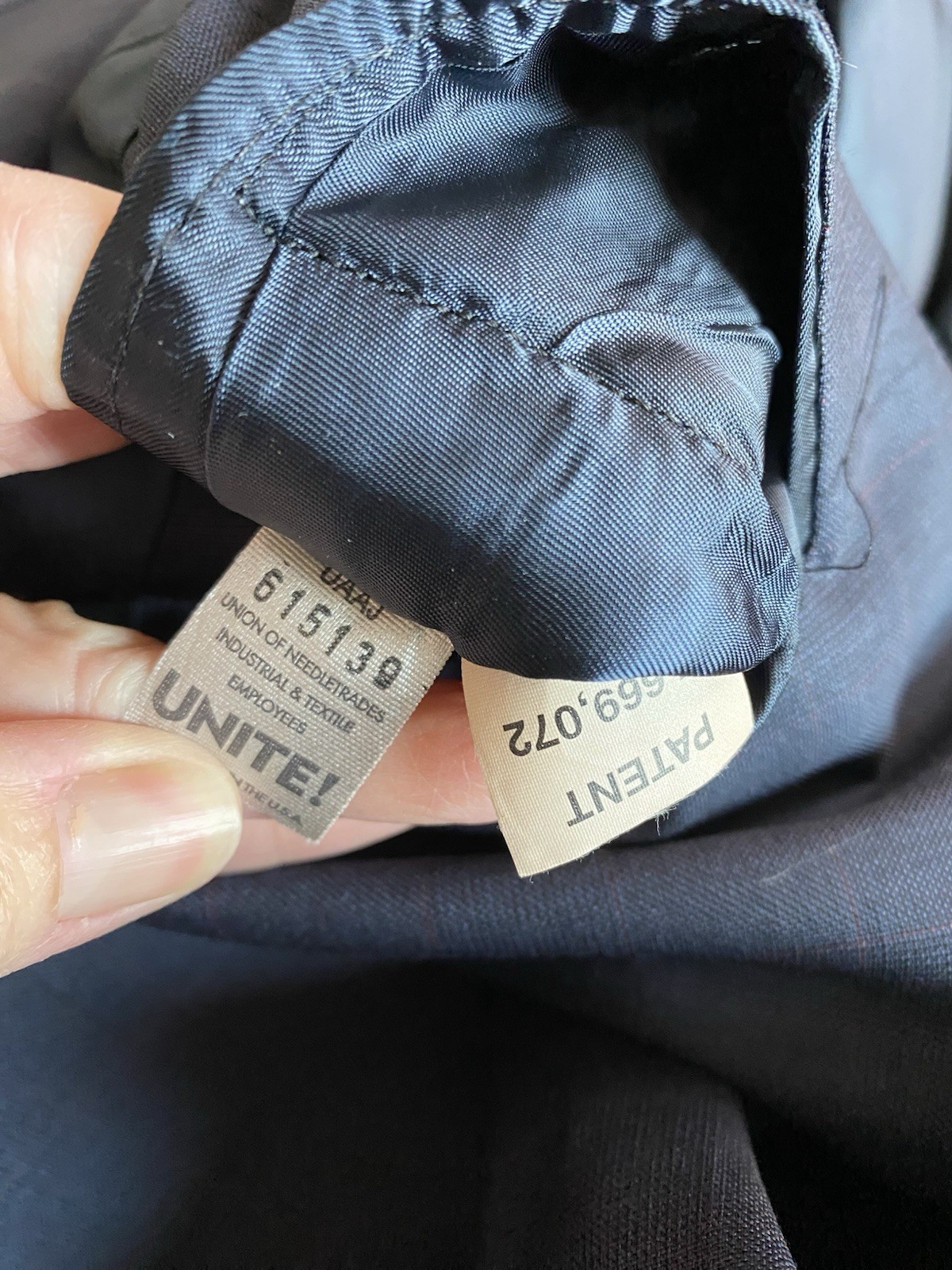 VTG Hart Schaffner Marx Men Navy Blue Windowpane Blazer 48 (see measurements)