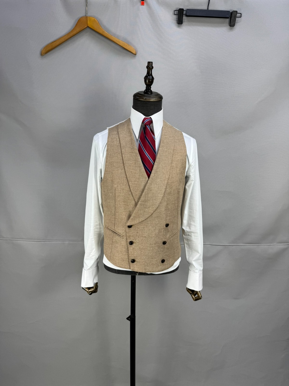 SuitSupply Salvo Waistcoat Double Breasted Camel 100% pure Merino Wool US 38R