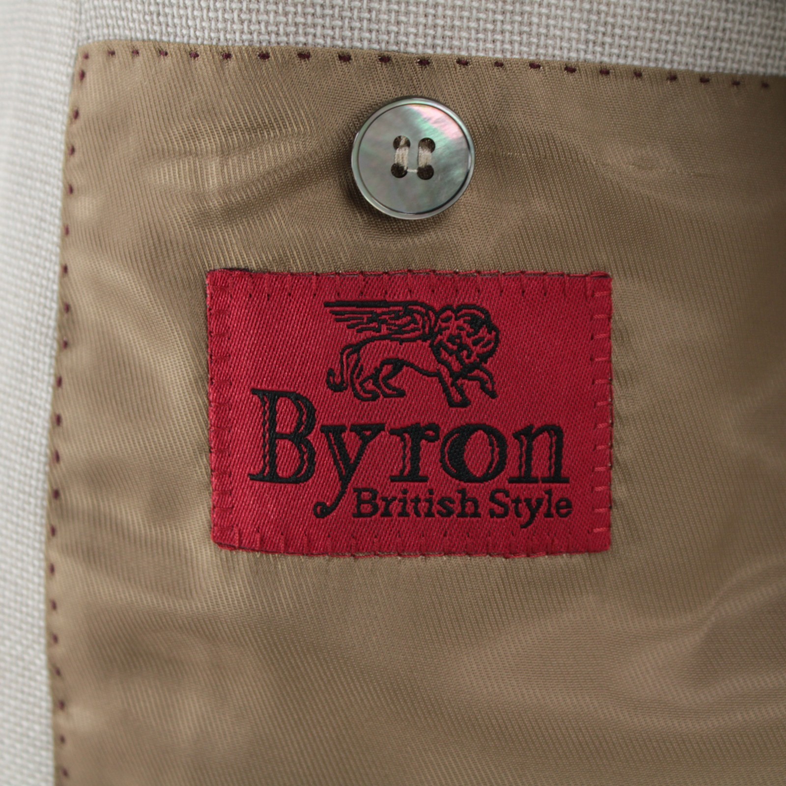 Byron NWT 100% Wool Sport Coat Size 40C US In Solid Beige