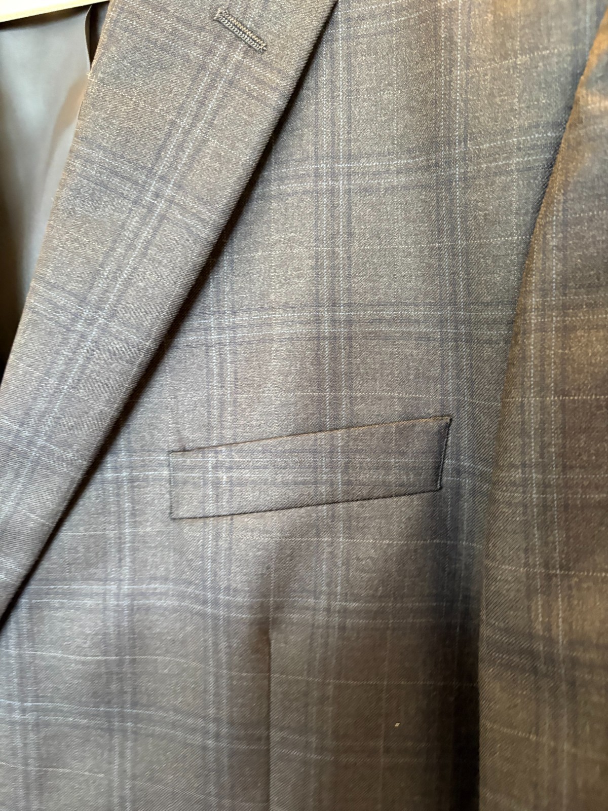 REDA 1865 Wool 48S 42W 30I Grey Plaid Worn Once