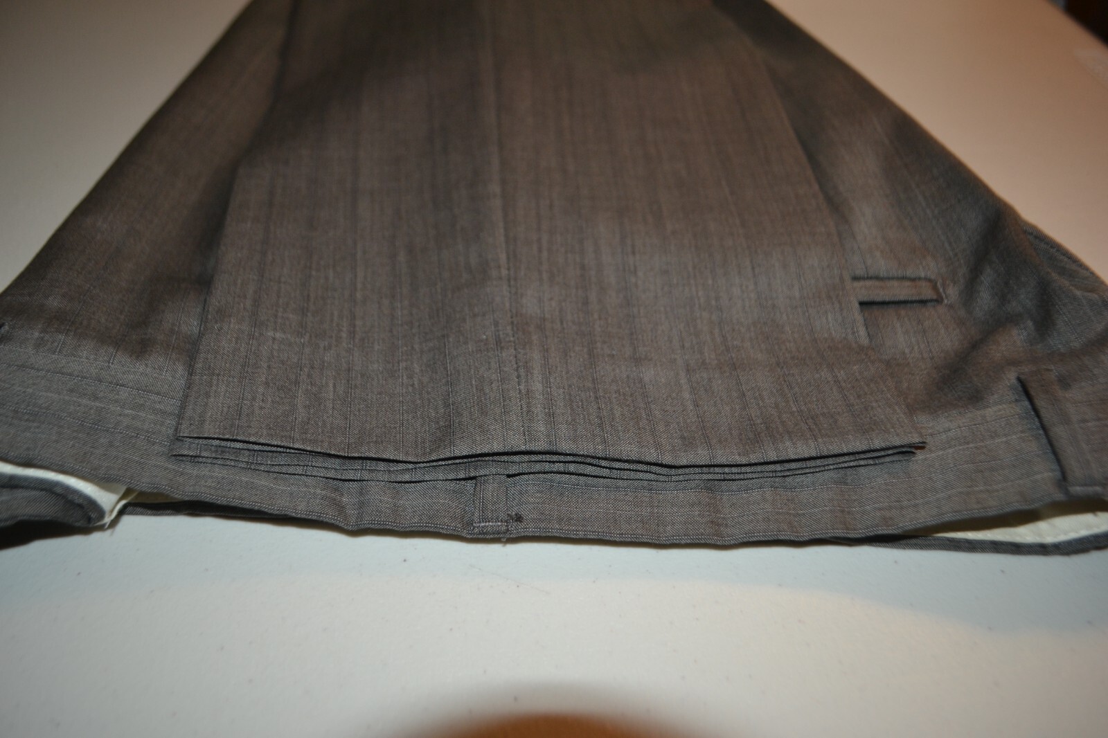 Hugo Boss Men Super 100 Wool Pinstripe 2 Front Button Suit Sz 40R Wst 34×33