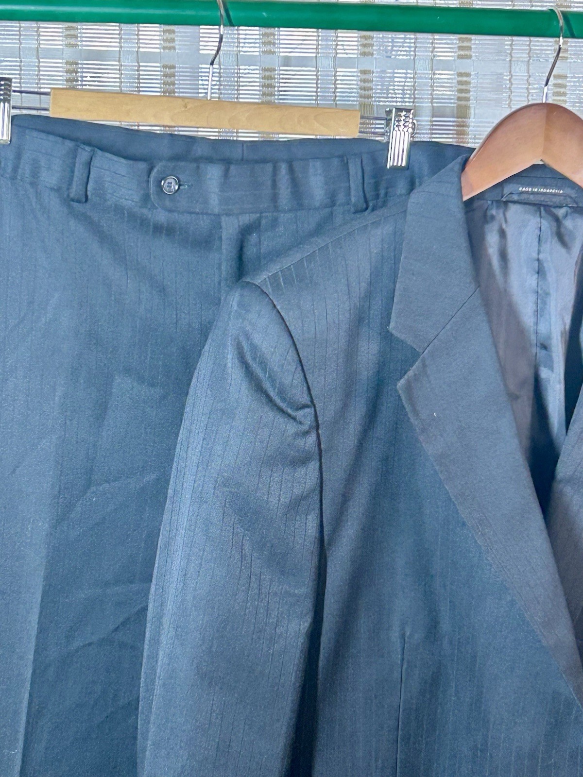 Men’s Petrocelli Dress Suit Pants & Blazer (see photos) Pants ~42 Coat ~20