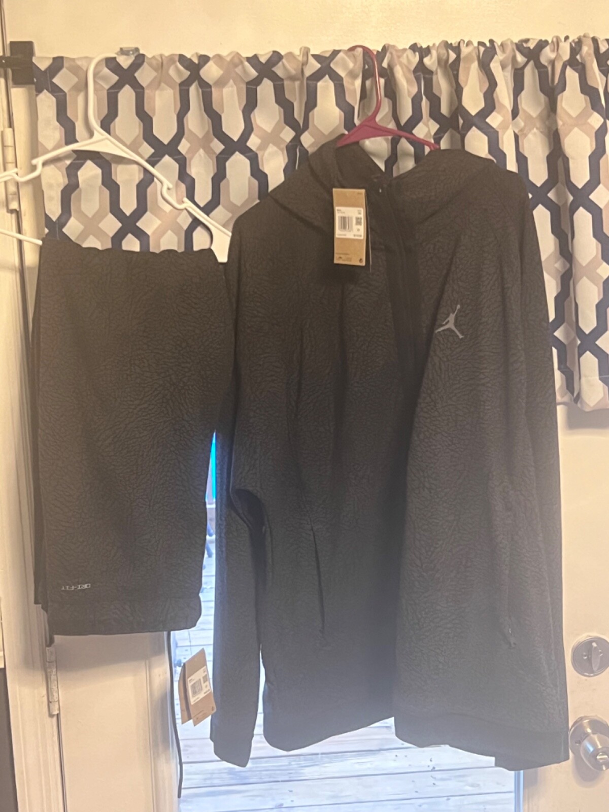 nike air jordan clothes men