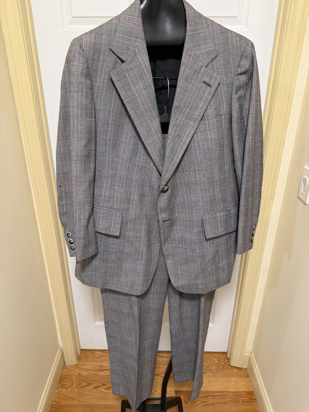 Vintage 70s Men’s Cricketeer Gray Glen Plaid Suit 46R/40W Made For Jordan Marsh