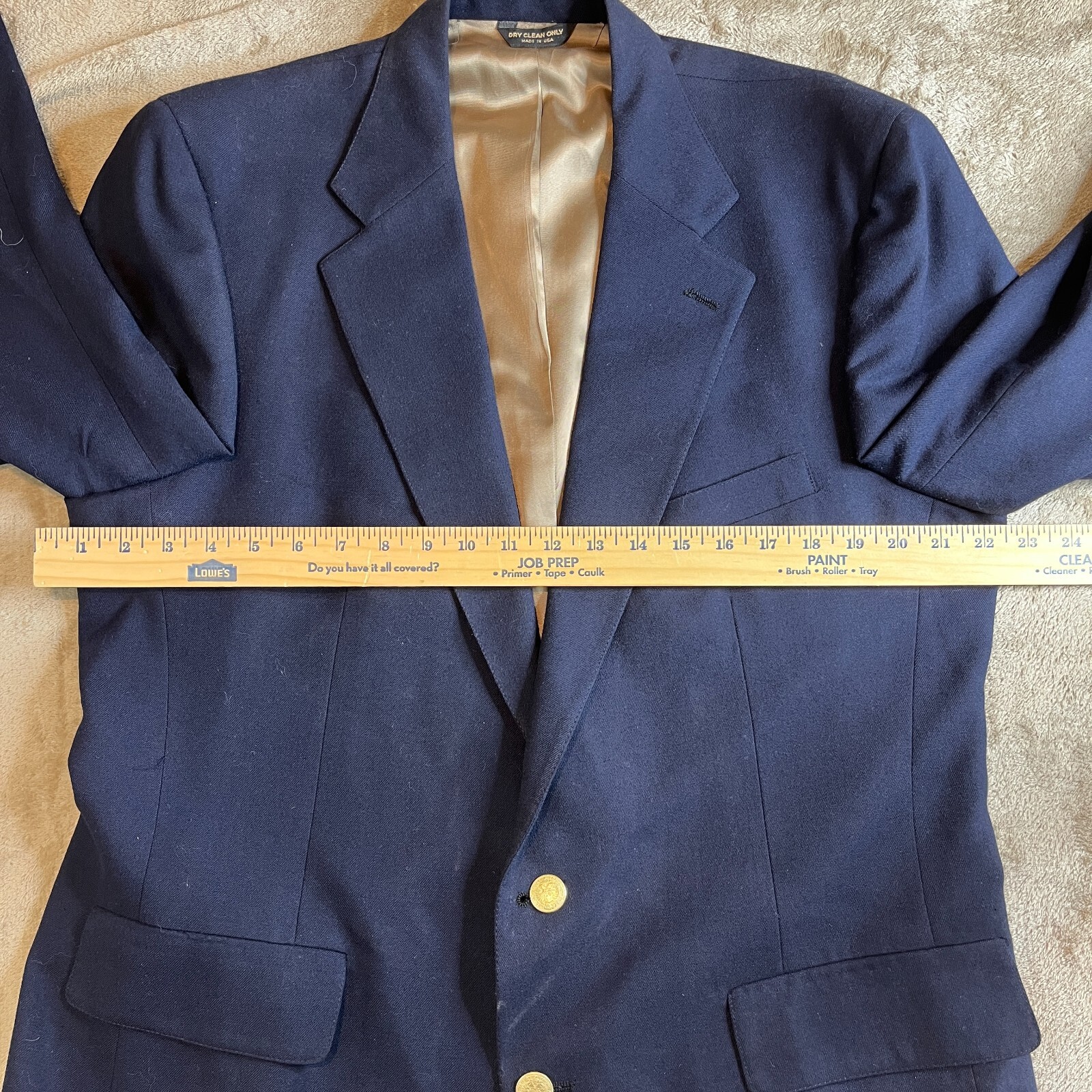 Bill Blass Blazer Mens Solid Navy Blue Two Gold Buttons Wool. see measurements