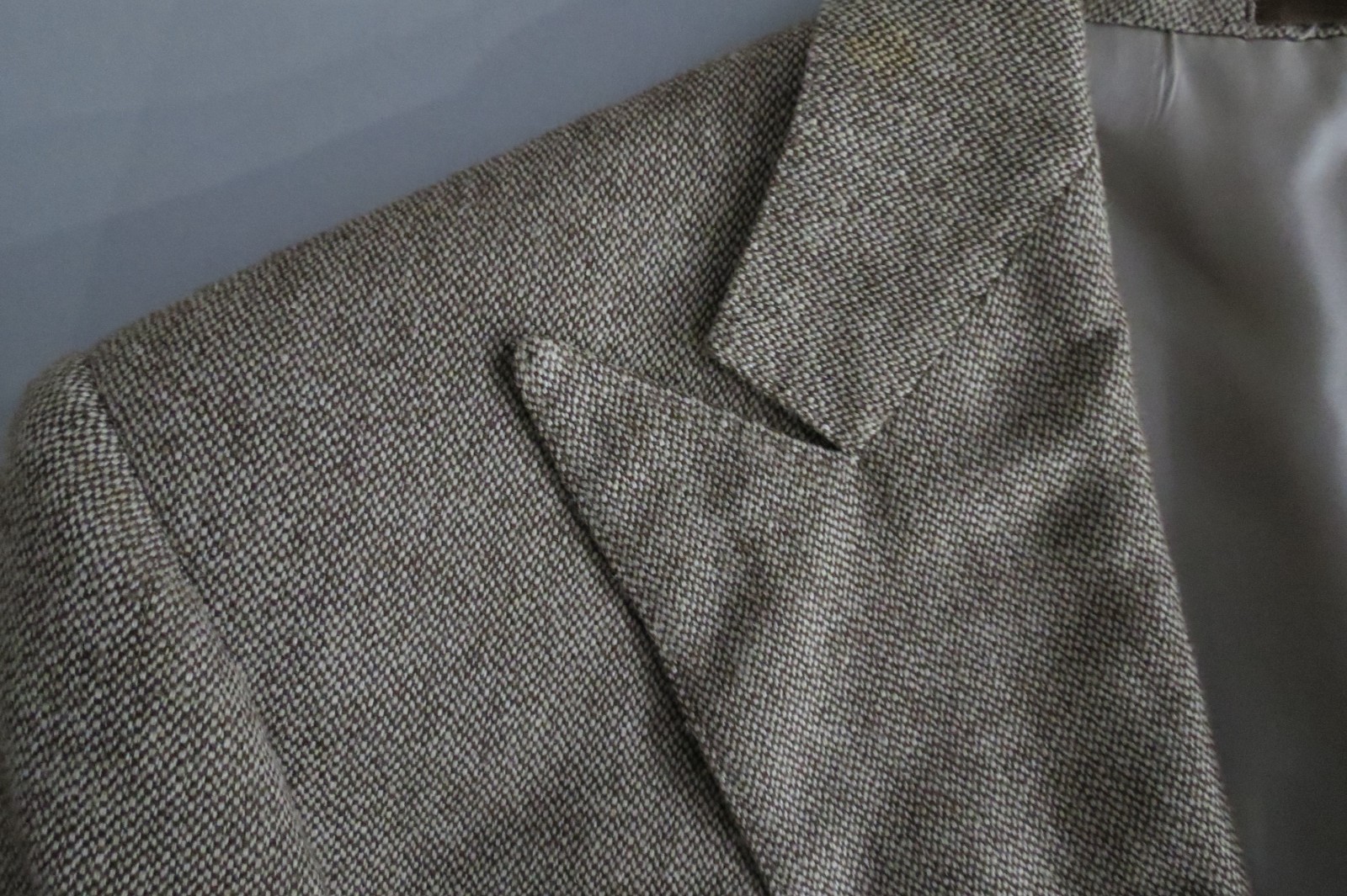 Ralph Lauren Woven specked tweed peak lapel 100% pure silk sport coat 46 R