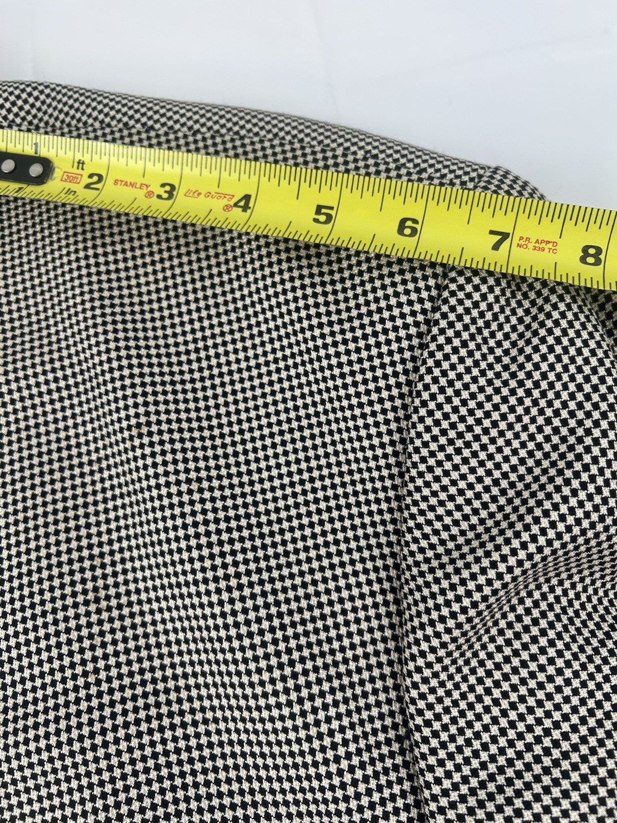 Hugo Boss Delon Sport Coat Mens Blazer Sz 46.R Silk-Wool Houndstooth Saks Fifth