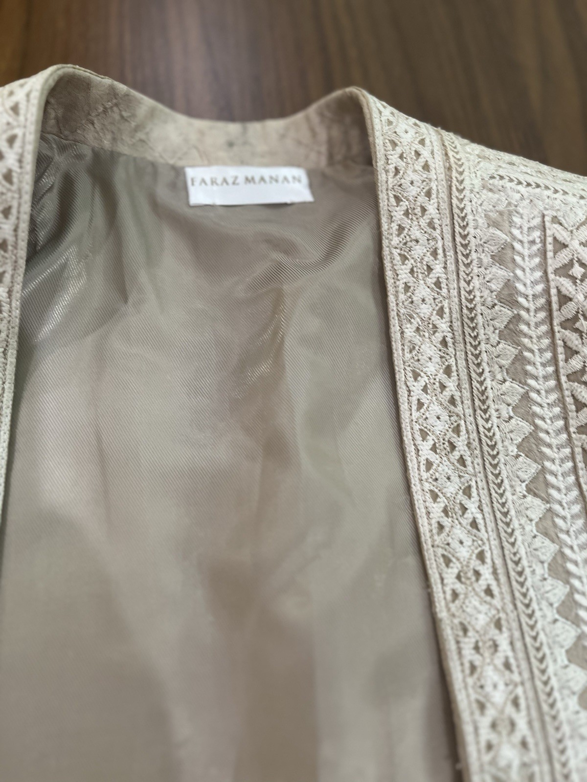 Faraz Manan designer men’s suit . See photos for measurements.