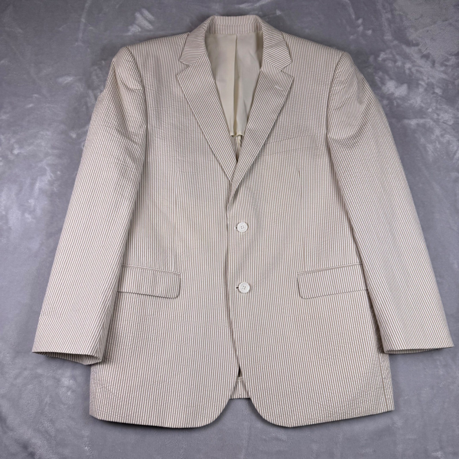 Emigre Mens Seersucker Blazer Tan White Striped 100% Cotton Side Vent Size 40R