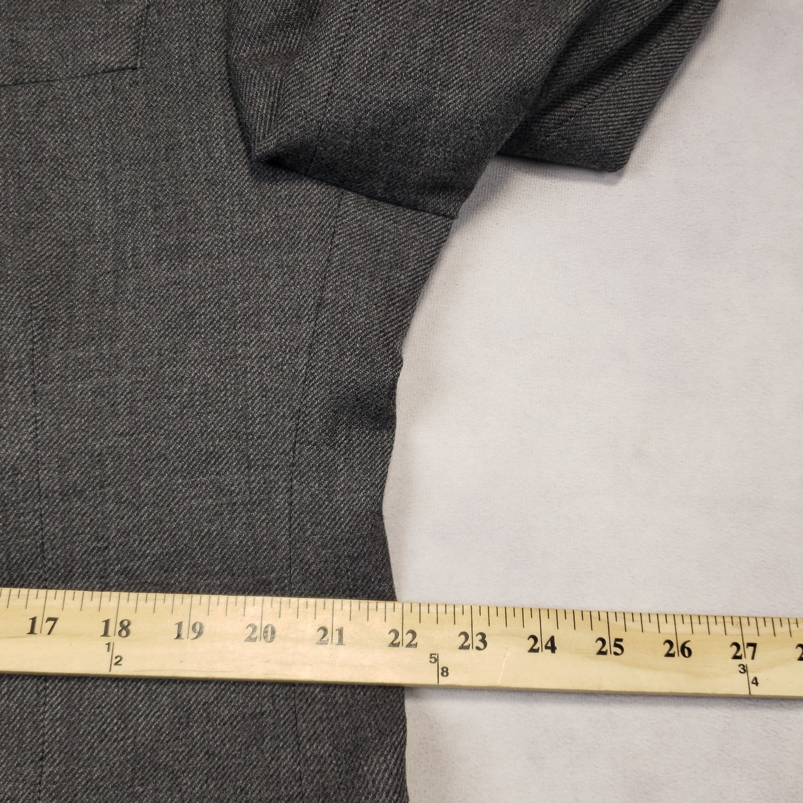 Stafford Merino Wool Sport Coat Mens 44R Gray Two Button Double Vented Blazer